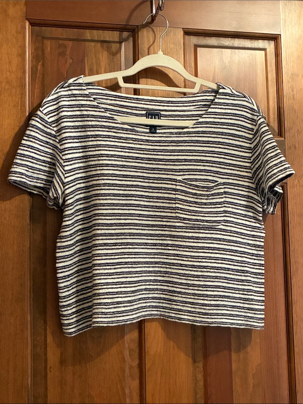 GAP Women's Black and White Striped Short Sleeve Tee
